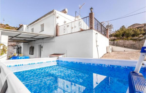 Stunning home in Sayalonga with Outdoor swimming pool and 4 Bedrooms
